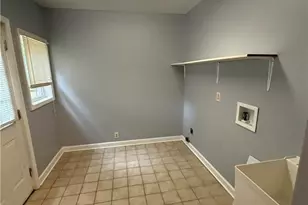 1200 Edgemont Rd, Greensboro, NC 27406 - Photo 10