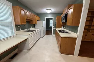 1200 Edgemont Rd, Greensboro, NC 27406 - Photo 6