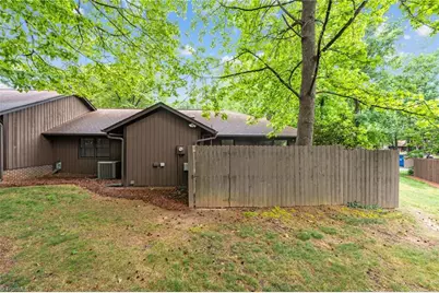 2513 Cottage Place, Greensboro, NC 27455 - Photo 30