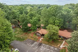 2513 Cottage Pl, Greensboro, NC 27455 - Photo 30