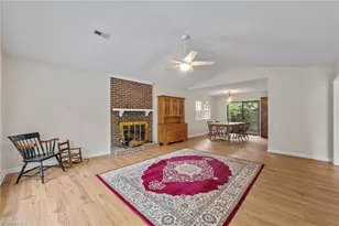 2513 Cottage Pl, Greensboro, NC 27455 - Photo 8