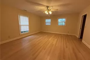 1022 E. Sheraton Park Rd, Pleasant Garden, NC 27313 - Photo 14