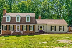 1412 Trailwood Ln, Kernersville, NC 27284 - Photo 2