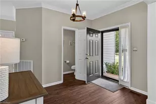2413 Timber Oaks Ln, Kernersville, NC 27284 - Photo 4
