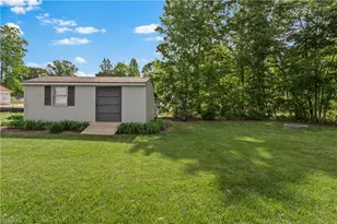 2413 Timber Oaks Ln, Kernersville, NC 27284 - Photo 42