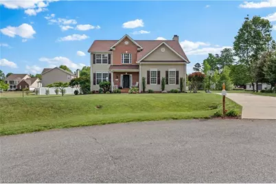 2413 Timber Oaks Lane, Kernersville, NC 27284 - Photo 2