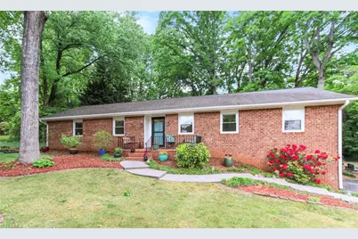 6834 Rollingwood Drive, Clemmons, NC 27012 - Photo 2
