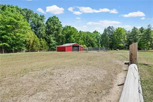 5792 Drake Rd, Greensboro, NC 27406 - Photo 38