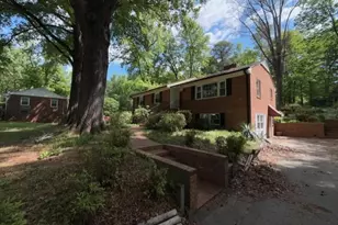 1114 Rustic Rd, Greensboro, NC 27410 - Photo 2