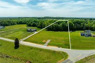 1754 Crutchfield Rd, Reidsville, NC 27320 - Photo 1