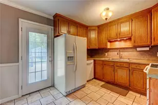 818 Grand Oaks Dr, Eden, NC 27288 - Photo 24