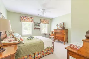 325 Creekside Dr, High Point, NC 27265 - Photo 22