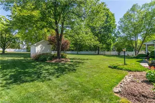 325 Creekside Dr, High Point, NC 27265 - Photo 34