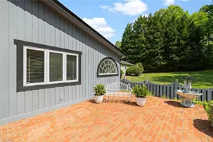 1007 Kings Arms Ct, High Point, NC 27262 - Photo 38