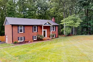1578 Twin Oaks Dr, King, NC 27021 - Photo 2