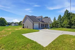 4568 Wallburg Rd, Winston-Salem, NC 27107 - Photo 28