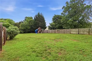 5405 Pondfield Dr, Greensboro, NC 27410 - Photo 30
