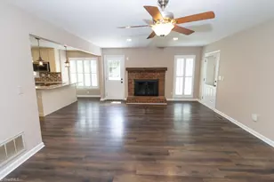 5405 Pondfield Dr, Greensboro, NC 27410 - Photo 4