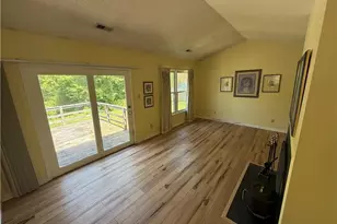 2116 Tealwood Dr, Greensboro, NC 27407 - Photo 4
