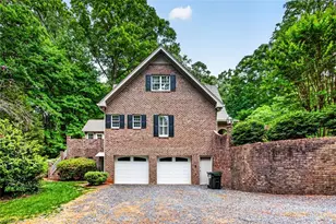 1563 Bluebird Ln, Asheboro, NC 27205 - Photo 4