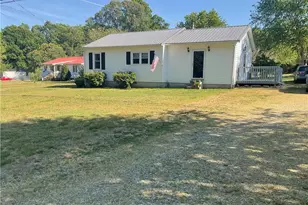 2190 Sullivan Rd, Thomasville, NC 27360 - Photo 2