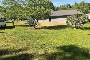 2190 Sullivan Rd, Thomasville, NC 27360 - Photo 10