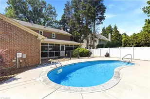 3604 Turnberry Ln, Greensboro, NC 27410 - Photo 38