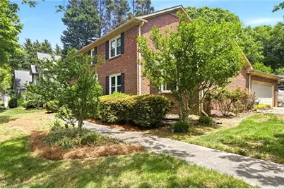 3604 Turnberry Lane, Greensboro, NC 27410 - Photo 4
