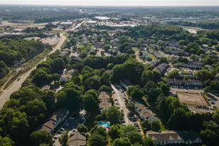 5643 Hornaday Rd, Greensboro, NC 27409 - Photo 4