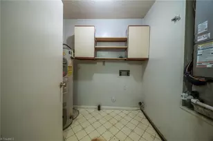 5643 Hornaday Rd, Greensboro, NC 27409 - Photo 18