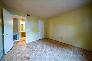 5643 Hornaday Rd, Greensboro, NC 27409 - Photo 20