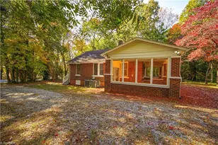 3321 Fore Pl, Greensboro, NC 27406 - Photo 2