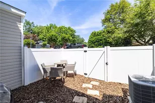 3787 Wayfarer Dr, Greensboro, NC 27410 - Photo 26