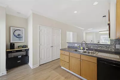 3787 Wayfarer Drive, Greensboro, NC 27410 - Photo 16