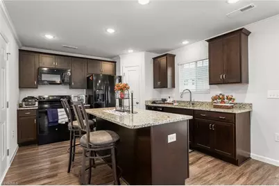 3907 Arcola Way, Greensboro, NC 27405 - Photo 10