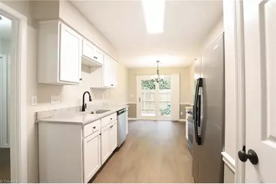 814 Guilford College Road #134, Greensboro, NC 27409 - Photo 8