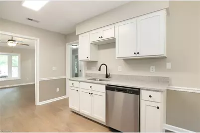 814 Guilford College Road #134, Greensboro, NC 27409 - Photo 12
