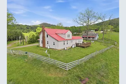 4793 Cheek Mountain Road, Laurel Springs, NC 28644 - Photo 10