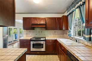 2928 Windsor Rd, Winston-Salem, NC 27104 - Photo 12