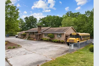 1501 Upland Drive, Greensboro, NC 27405 - Photo 2