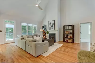 1827 Crossroads Drive, Greensboro, NC 27455 - Photo 6