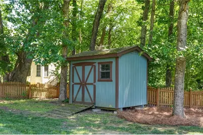 1827 Crossroads Drive, Greensboro, NC 27455 - Photo 40