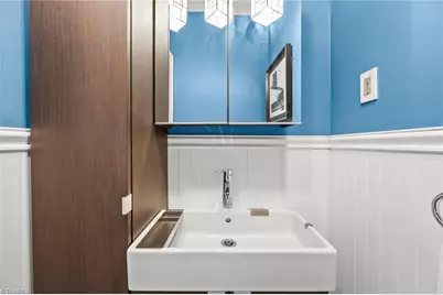 1106 A West End Boulevard, Winston-Salem, NC 27101 - Photo 32