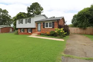 120 Sunnybrook Ct, Tobaccoville, NC 27050 - Photo 2