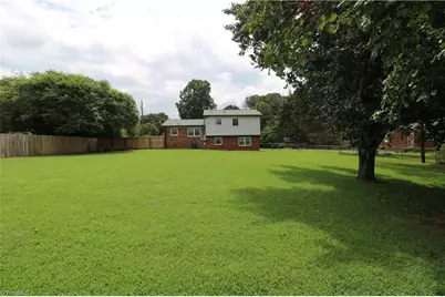 120 Sunnybrook Court, Tobaccoville, NC 27050 - Photo 4