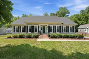 1406 Cherry Dr, Burlington, NC 27215 - Photo 1