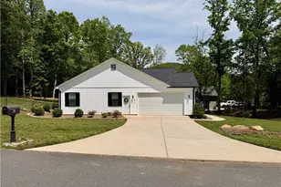 810 Hidden Ct, Asheboro, NC 27205 - Photo 4