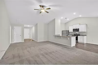 2112 Briar Run Drive, Greensboro, NC 27405 - Photo 6