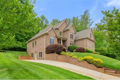 4952 Laurel Run, Winston-Salem, NC 27106 - Photo 2