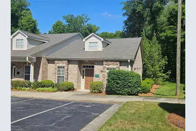 3707 W Market Street #D, Greensboro, NC 27403 - Photo 2